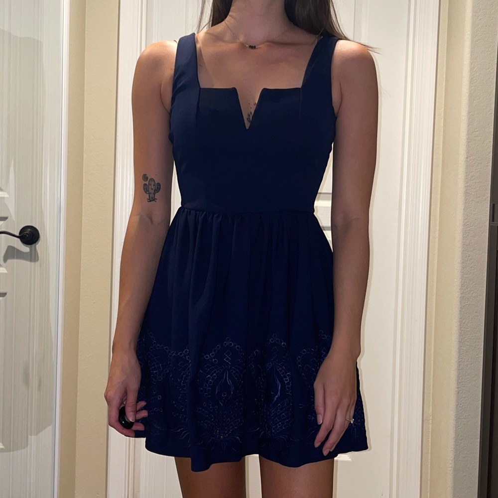 Navy Summer Dress High Waist Fully Lined Embroidery Francesca’s XXS Perfect